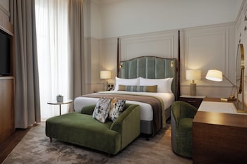 Premier Room, 1 King Bed