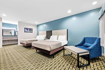 Standard Room, 2 Queen Beds, Non Smoking, Refrigerator & Microwave
