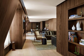 Suite, 1 Bedroom, City View