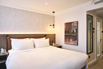 Deluxe Room (Newly refurbished)