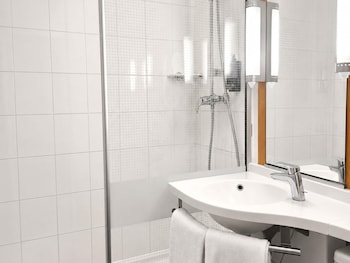 Standard Twin Room, 3 Twin Beds