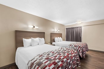 Standard Room, 2 Queen Beds, Non Smoking