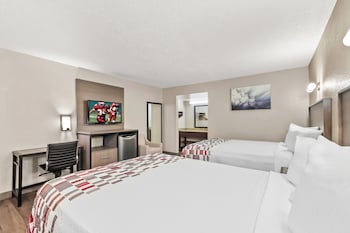Standard Room, 2 Queen Beds, Non Smoking