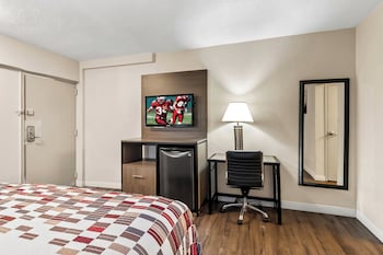 Standard Room, 1 Queen Bed, Non Smoking