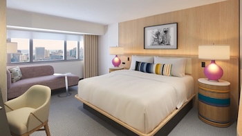 Deluxe Room, 1 King Bed