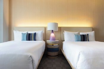 Deluxe Room, 2 Double Beds, Accessible
