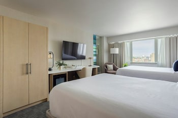 Executive Room, 2 Double Beds (Club Two Double)