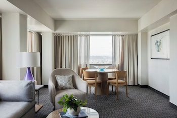 Superior Suite, 1 King Bed with Sofa bed
