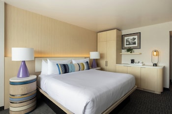 Executive Room, 1 King Bed