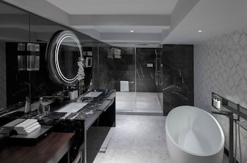 Presidential Suite, 1 Twin Bed