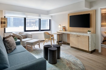 Superior Suite, 1 King Bed with Sofa bed