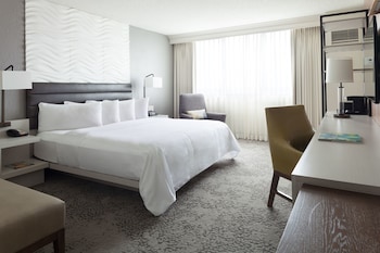 Room, 1 King Bed, Corner
