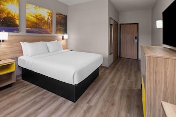 Room, 1 Queen Bed, Accessible