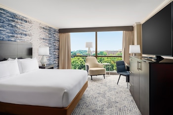 Deluxe Room, 1 King Bed