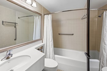Standard Room, 2 Double Beds, Non Smoking