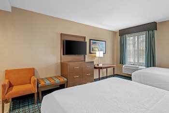 Standard Room, 2 Queen Beds, Non Smoking