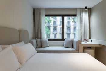 Design Double or Twin Room