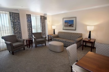 Junior Suite, 1 King Bed, Non Smoking