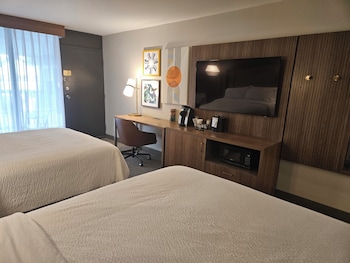 Standard Room, 2 Double Beds, Balcony, Pool View