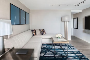 Studio Suite Premier Tower