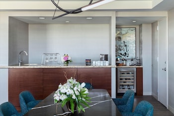 Presidential Suite Premier Tower