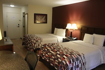 Deluxe Room, 2 Double Beds (Smoke Free)