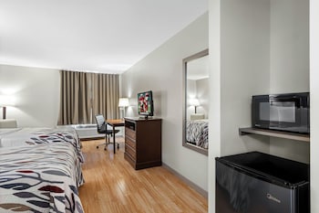 Deluxe Room, 2 Double Beds (Smoke Free)