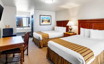 Two Queen Beds, Non-Smoking