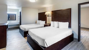 Suite, Multiple Beds, Non Smoking