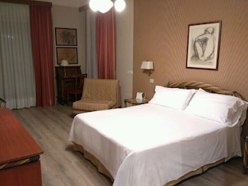 Classic Room, 1 King Bed