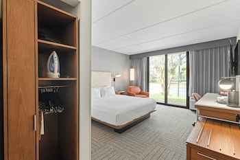 Suite, 1 Bedroom, Hearing Accessible (Accessible Bathtub)