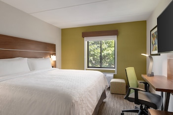 Standard Room, 1 King Bed, Accessible Bathtub (Communications, Mobility)