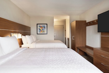 Standard Room, 2 Queen Beds