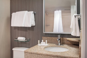 Room, 2 Double Beds (Hearing Accessible)