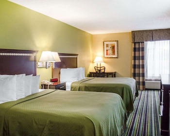 Standard Room, 2 Queen Beds, Non Smoking