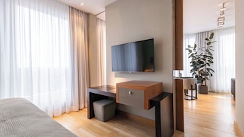 Suite, Corner (Prestige Corner)