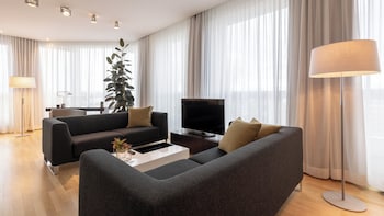 Suite, Corner (Prestige Corner)