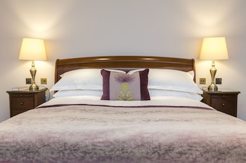 King Suite With Sofa Bed