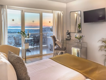 Premium Room with Private Balcony and Panoramic Acropolis View