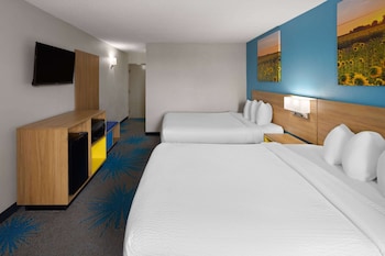 Standard Room, 2 Queen Beds