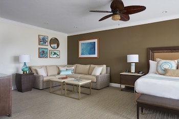 Lodge Island King Suite