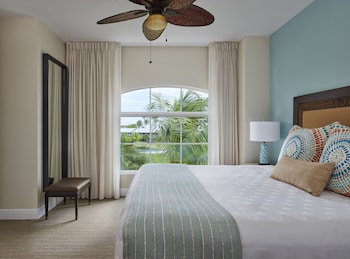 Golf Course One Bedroom King Suite