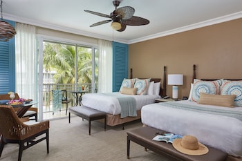 Lagoon View Double Queen Guestroom
