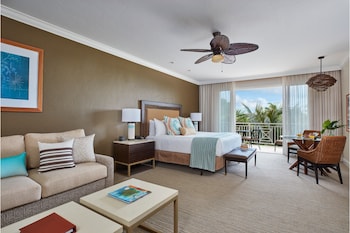 Lodge Island King Suite