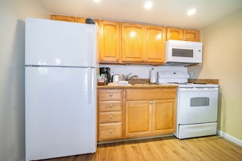 Studio, Ocean View (Unit 418)