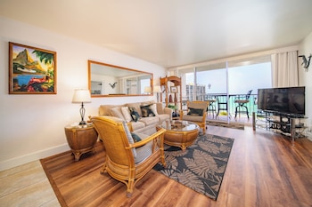 Condo, 1 Bedroom, Oceanfront (Unit 1012 ,1Bath)