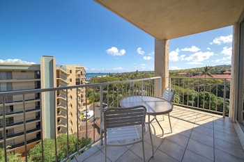Condo, 2 Bedrooms, Partial Ocean View
