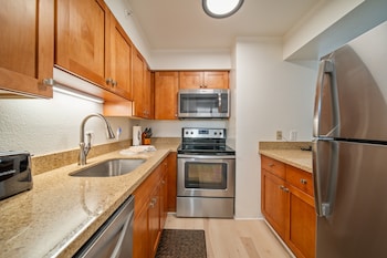Condo, 1 Bedroom, Ocean View (Unit 206, 1Bath)