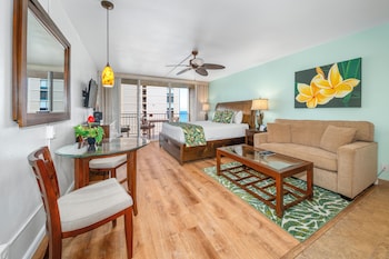 Studio, Ocean View (Unit 719)