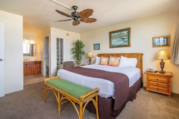 Condo, 2 Bedrooms, 2 Bathrooms, Partial Ocean View (Unit 1001)